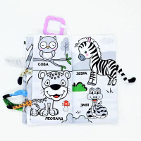 Книжка-підвіска м'яка Світ тварин пискавка шурхотить 33 см (укр) (HB0039B)