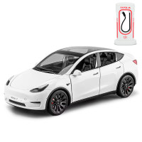 Іграшкова моделька АвтоСвіт Tesla Model Y 1:24 інерційна металева біла (AP-2001WT)