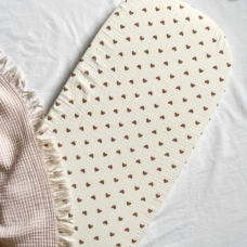 Простирадло у візочок муслін Сердечка шоколад