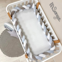 Бортик-коса білий/сірий/блідо-блакитний 3,6м на всі сторони ліжечка