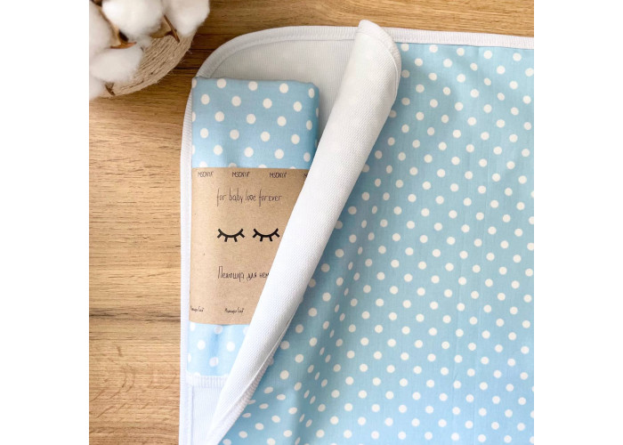 Пелюшка непромокаюча Горошок на блакитному