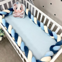 Бортик-коса джинс/молочний/блакитний 3,6 м на всі сторони ліжечка Бортик-коса джинс/молочний/блакитний 3,6 м на всі сторони ліжечка
