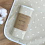Пелюшка непромокаюча Зірка розсип біла на бежевому
