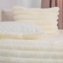 Покривало ТЕП "PLUSH BLISS" з 2 наволочками, молочне, 240x260